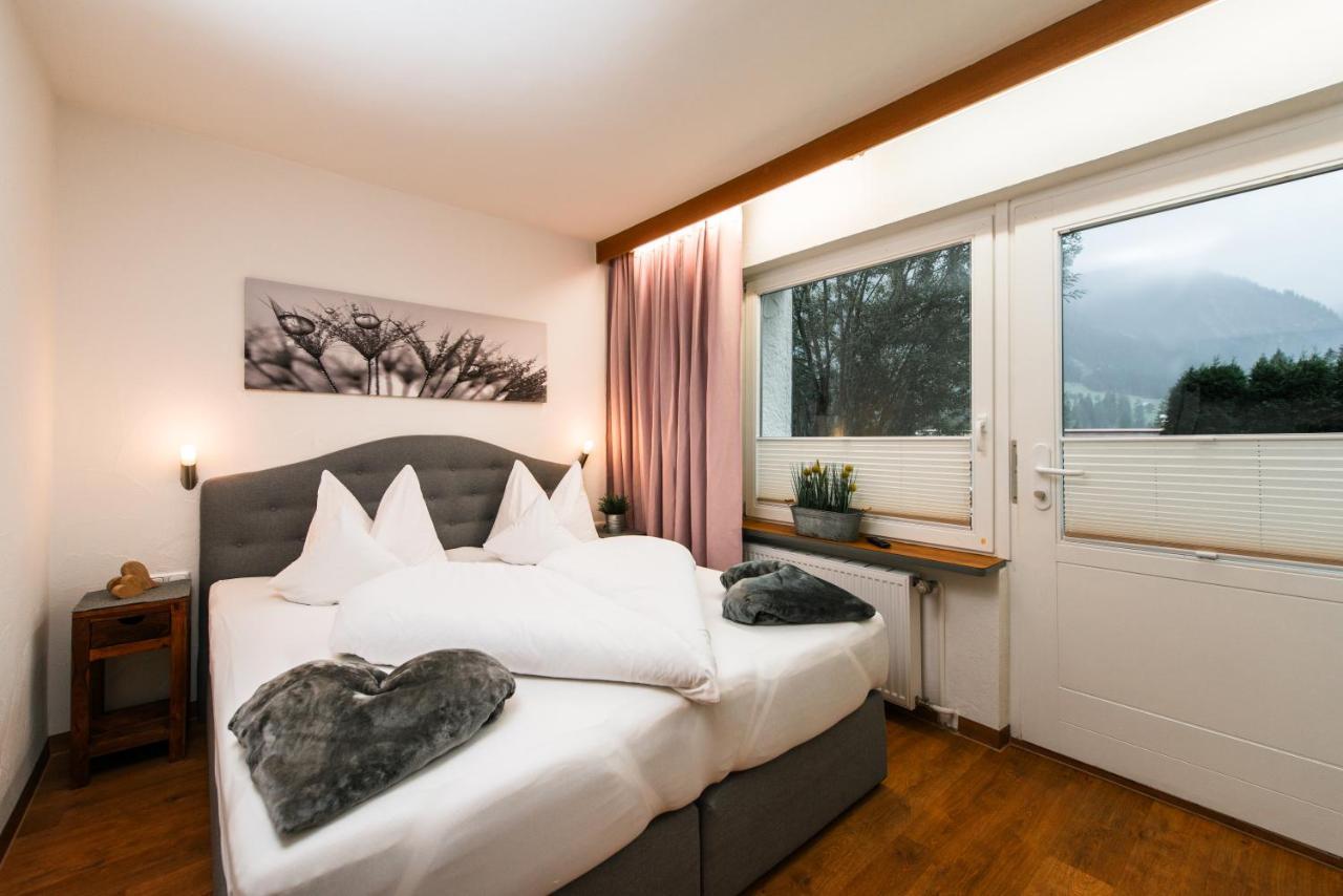 Gaestehaus Wildbach Mittelberg Exterior photo